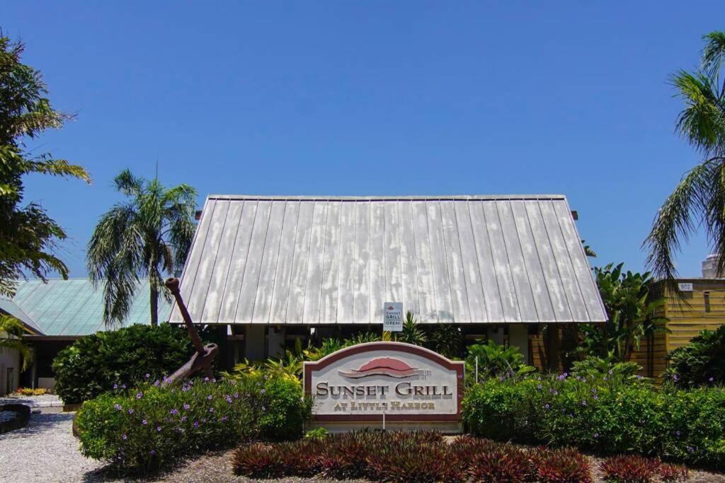 Sea Breeze, Studio 510, Beach Steps Away!+Pool+Wifi Ruskin Exterior foto